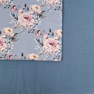 Wkładka do wózka - Twój Projekt - Winter peonies 2 Muślin niebieski