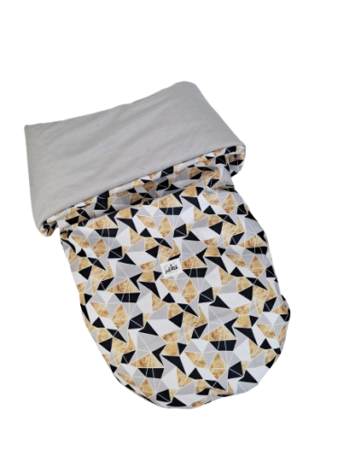 osłonka na nóżki kocyk ze ściągaczem geometryczny wzór zimowa uniwersalna